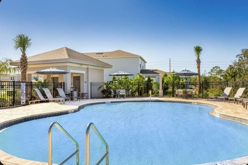 For Sale: $400,000 (5 beds, 3 baths, 2517 Square Feet)