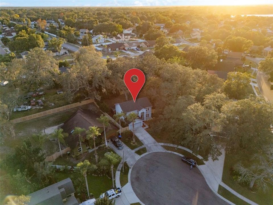 En Venta: $405,000 (4 camas, 2 baños, 1920 Pies cuadrados)