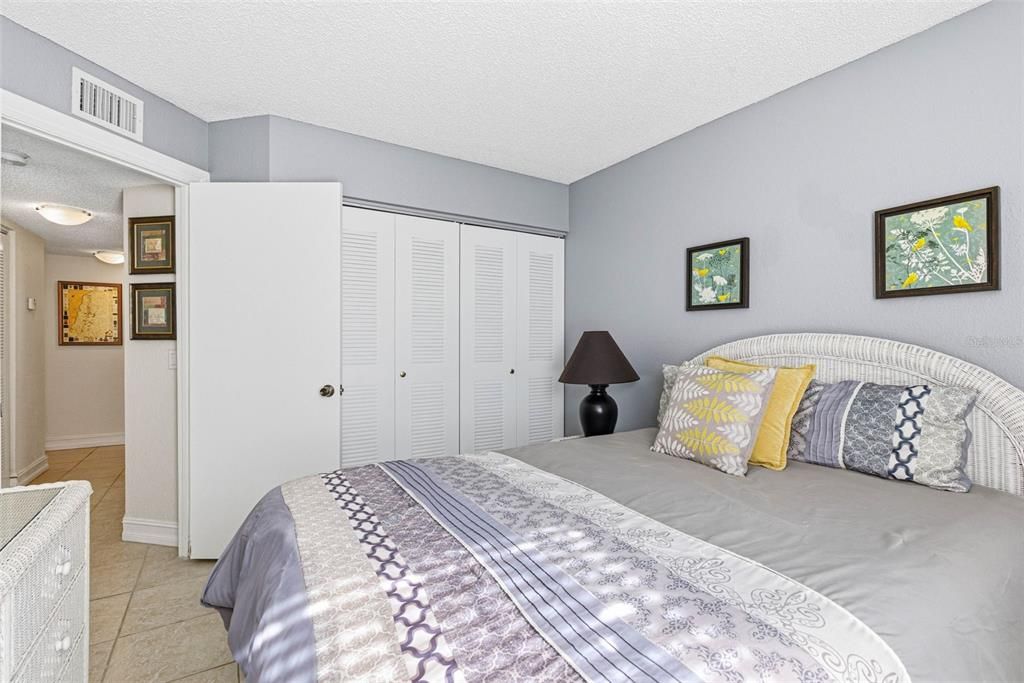 待售: $269,000 (3 贝兹, 2 浴室, 1180 平方英尺)