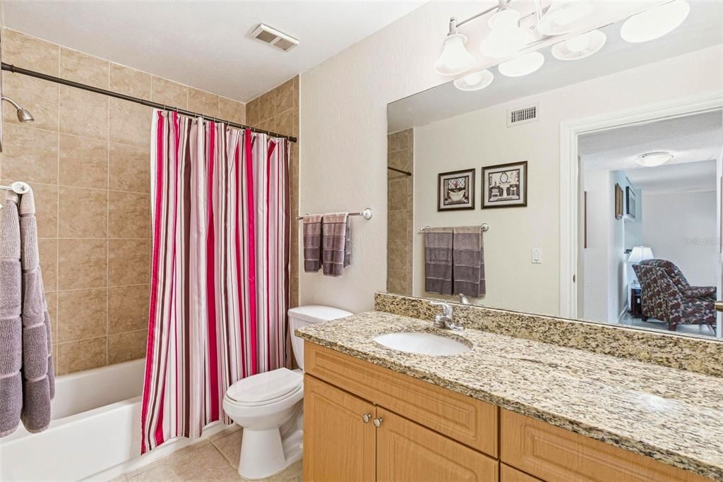 待售: $269,000 (3 贝兹, 2 浴室, 1180 平方英尺)