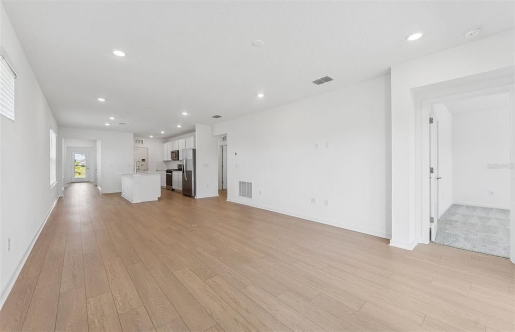 For Sale: $365,630 (3 beds, 2 baths, 1707 Square Feet)