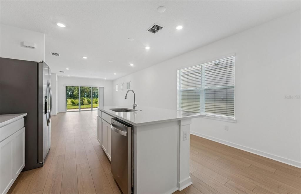 For Sale: $365,630 (3 beds, 2 baths, 1707 Square Feet)