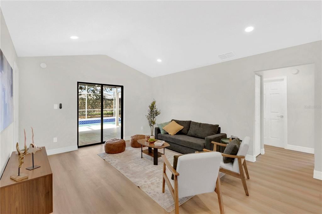 For Sale: $399,900 (3 beds, 2 baths, 1662 Square Feet)