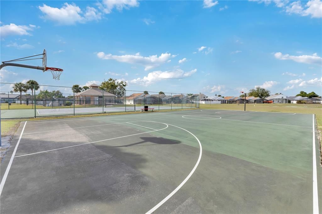 For Sale: $399,900 (3 beds, 2 baths, 1662 Square Feet)