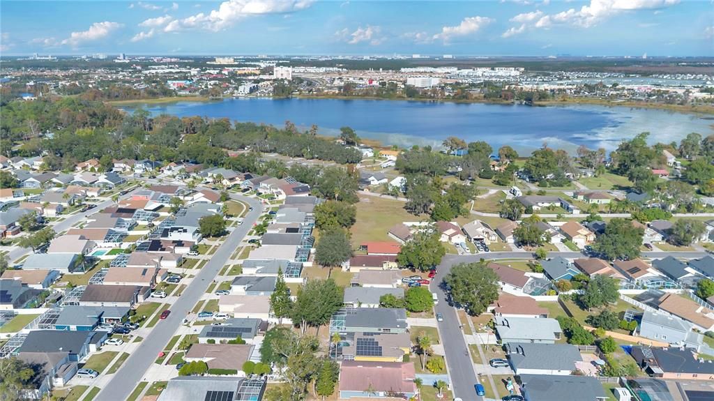 For Sale: $399,900 (3 beds, 2 baths, 1662 Square Feet)