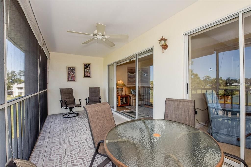 For Sale: $169,900 (2 beds, 2 baths, 946 Square Feet)