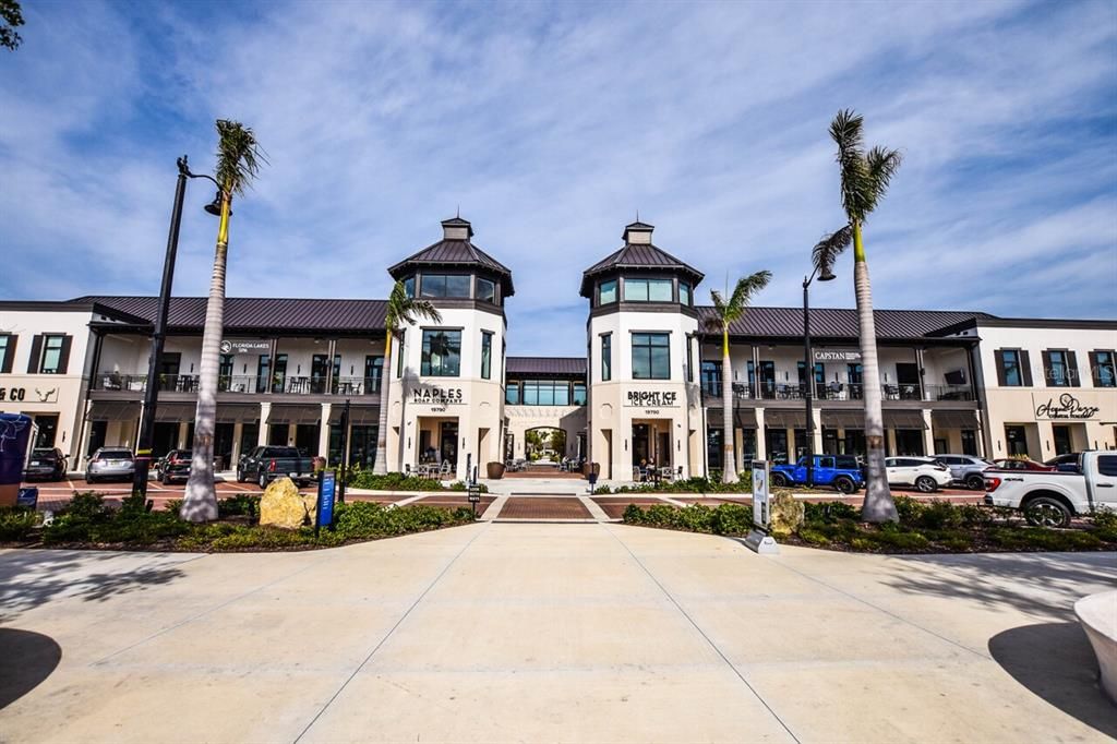 For Sale: $169,900 (2 beds, 2 baths, 946 Square Feet)