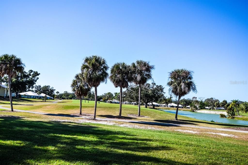 For Sale: $169,900 (2 beds, 2 baths, 946 Square Feet)