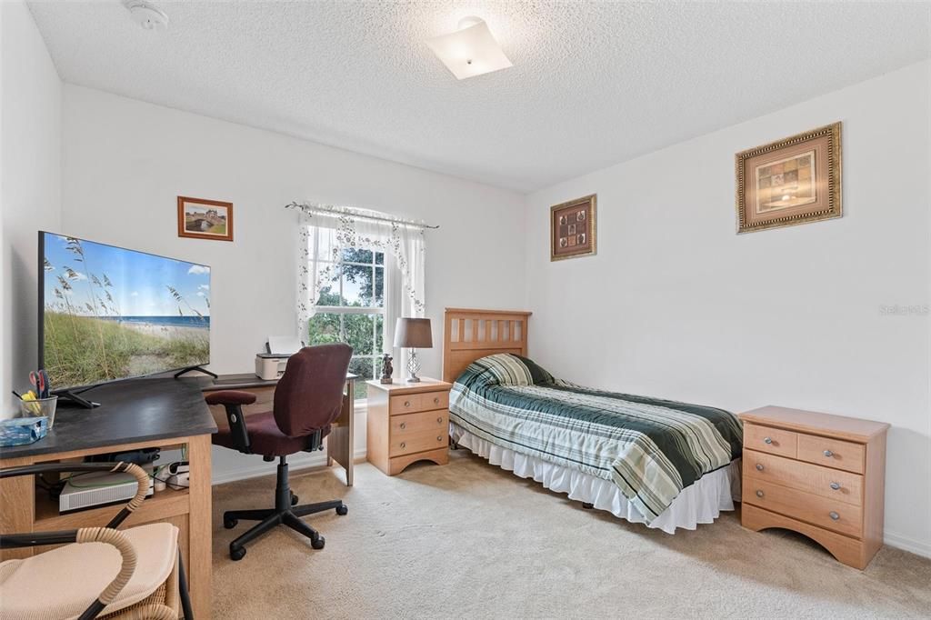 For Sale: $235,000 (3 beds, 2 baths, 1635 Square Feet)