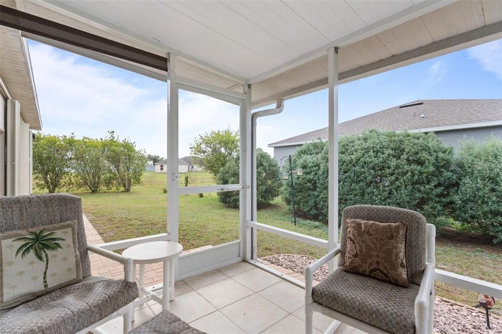 For Sale: $235,000 (3 beds, 2 baths, 1635 Square Feet)