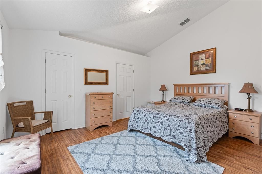 For Sale: $235,000 (3 beds, 2 baths, 1635 Square Feet)