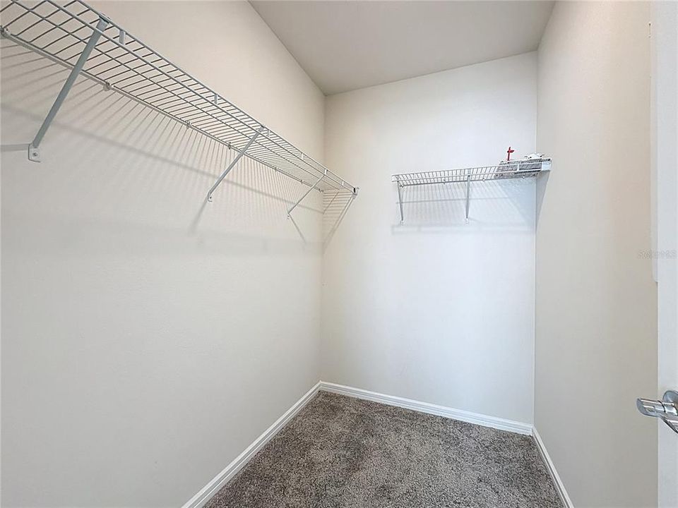 出租: $2,700 (4 贝兹, 2 浴室, 1700 平方英尺)