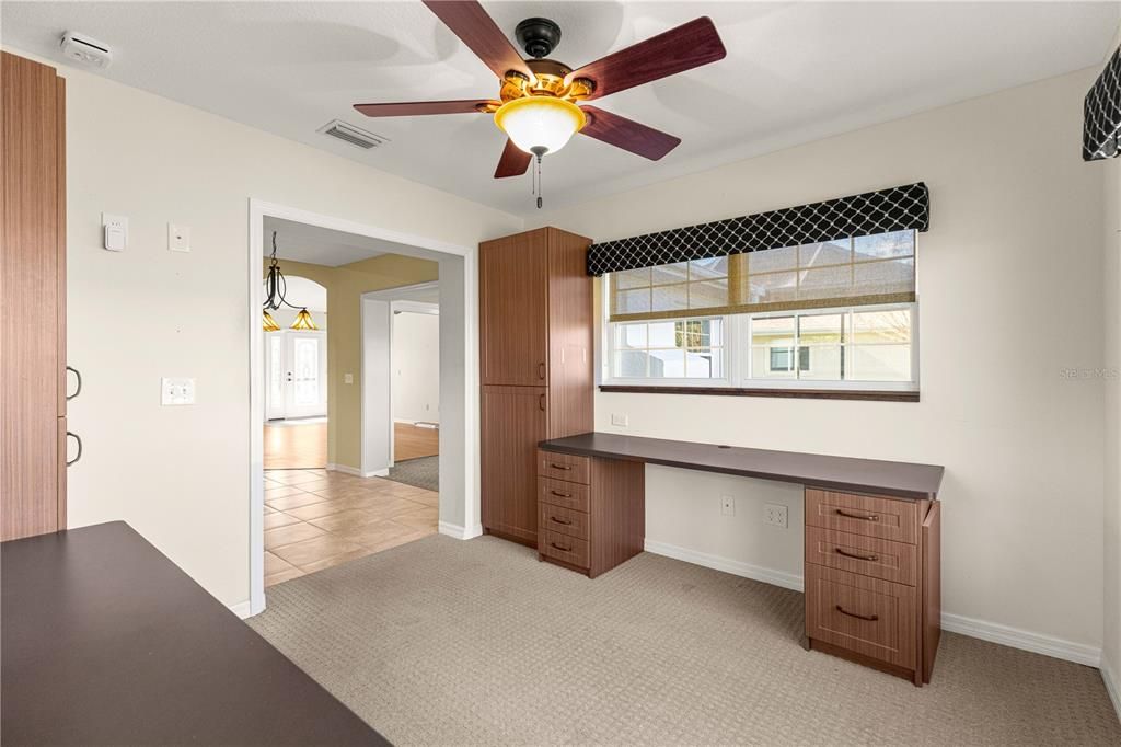 En Venta: $279,900 (3 camas, 2 baños, 1717 Pies cuadrados)