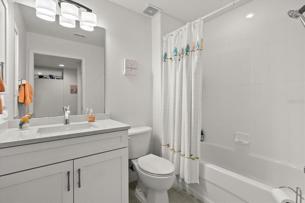 En Venta: $259,900 (2 camas, 2 baños, 1168 Pies cuadrados)