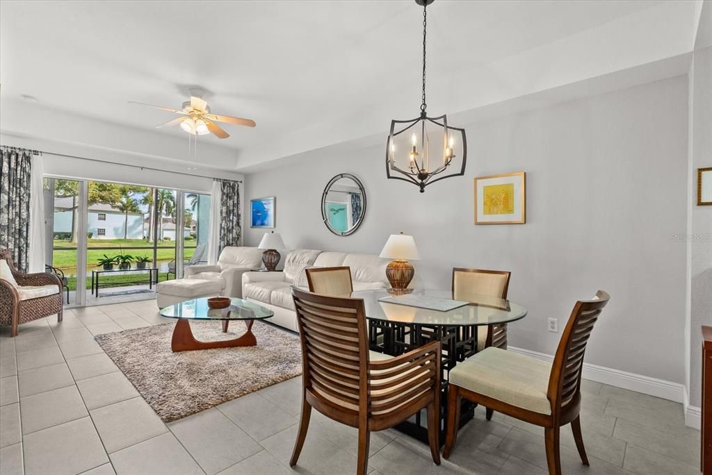 En Venta: $259,900 (2 camas, 2 baños, 1168 Pies cuadrados)