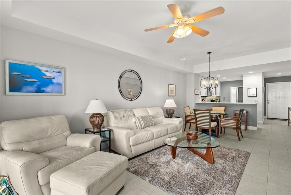 En Venta: $259,900 (2 camas, 2 baños, 1168 Pies cuadrados)