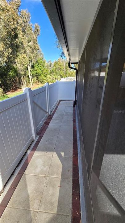 For Sale: $289,000 (2 beds, 2 baths, 1080 Square Feet)