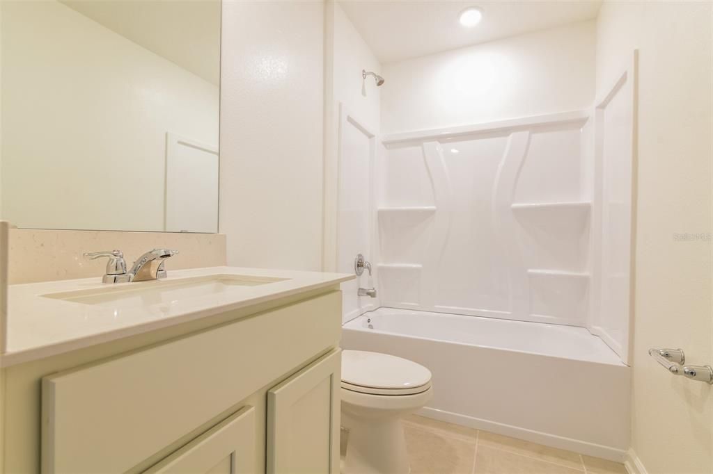 For Rent: $1,950 (42 beds, 2 baths, 1880 Square Feet)