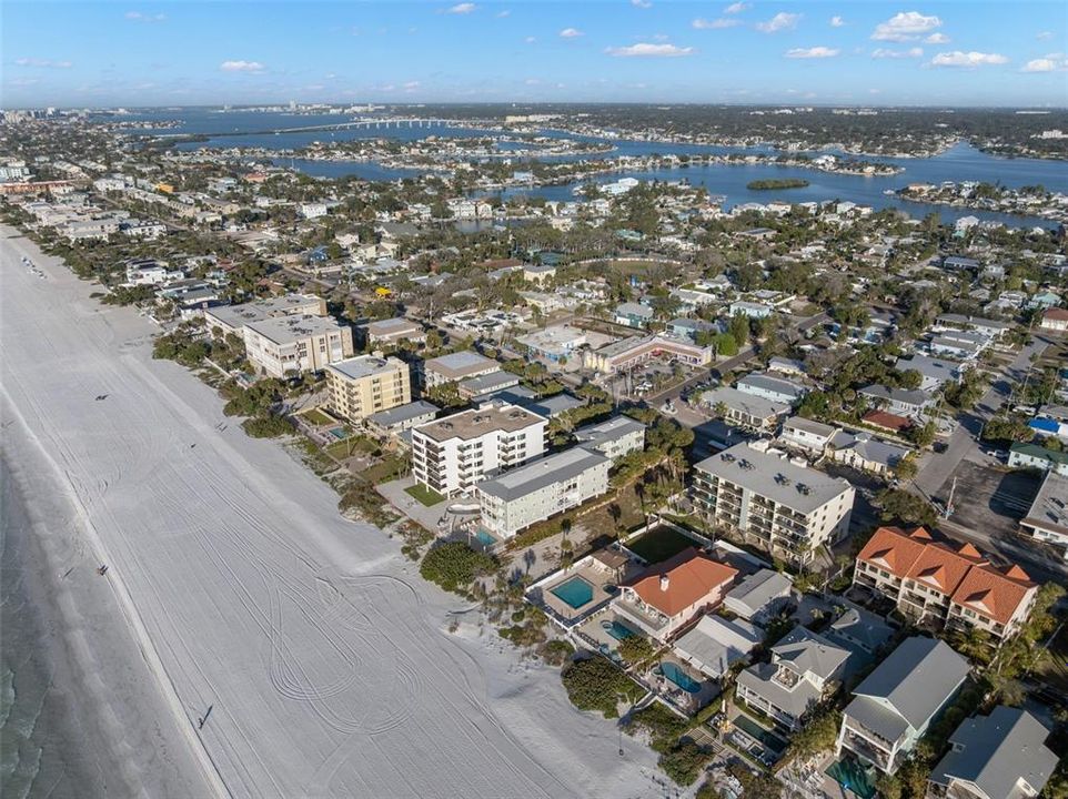 For Sale: $5,950,000 (0.31 acres)