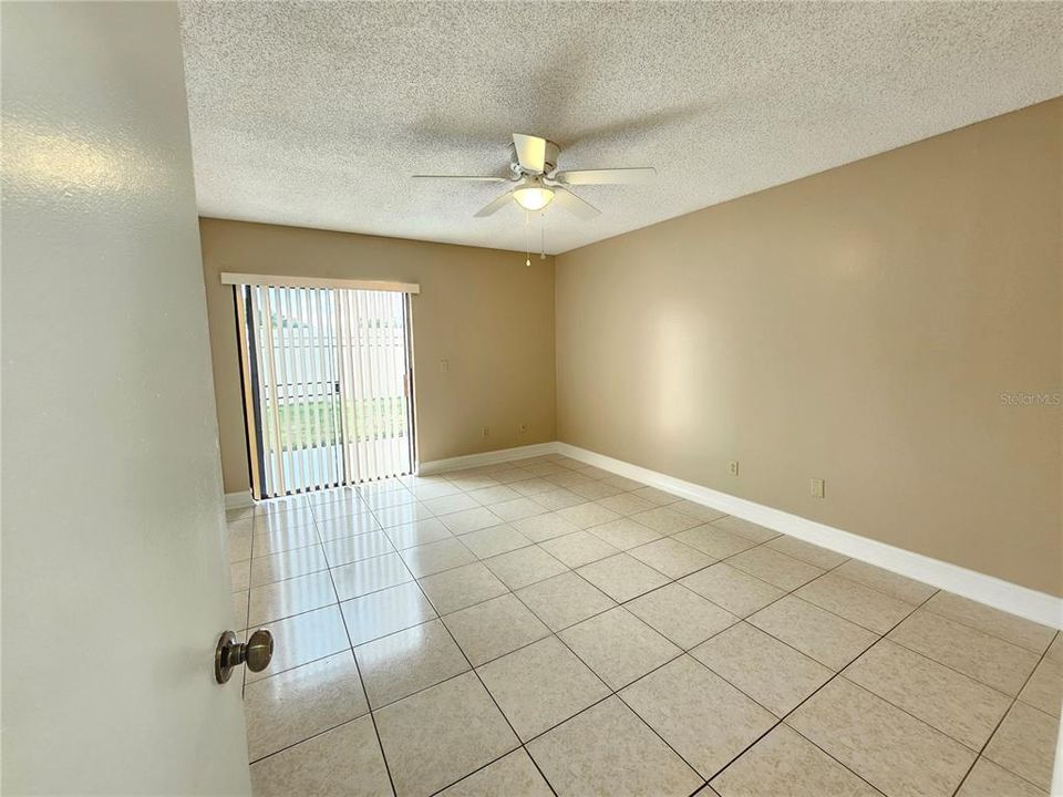 For Rent: $2,400 (3 beds, 2 baths, 1351 Square Feet)