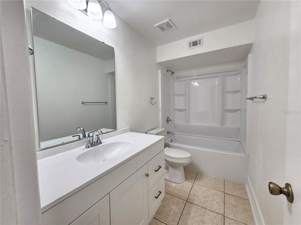 For Rent: $2,400 (3 beds, 2 baths, 1351 Square Feet)