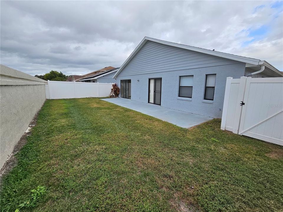 For Rent: $2,400 (3 beds, 2 baths, 1351 Square Feet)