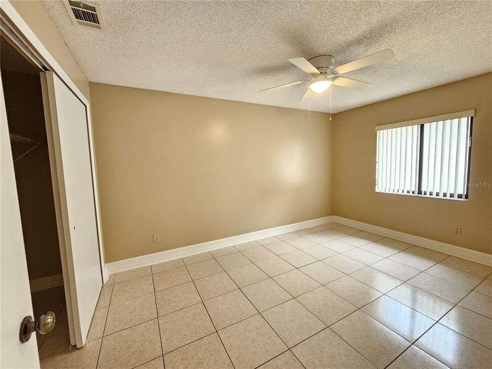 For Rent: $2,400 (3 beds, 2 baths, 1351 Square Feet)