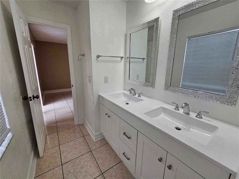 For Rent: $2,400 (3 beds, 2 baths, 1351 Square Feet)