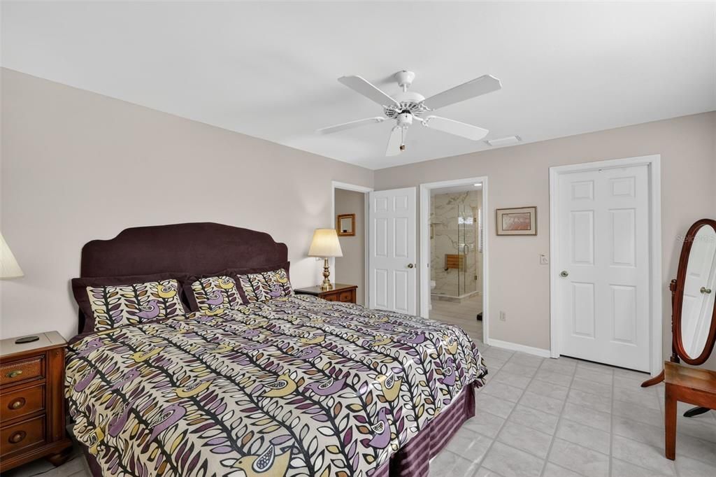 待售: $349,000 (3 贝兹, 2 浴室, 1527 平方英尺)