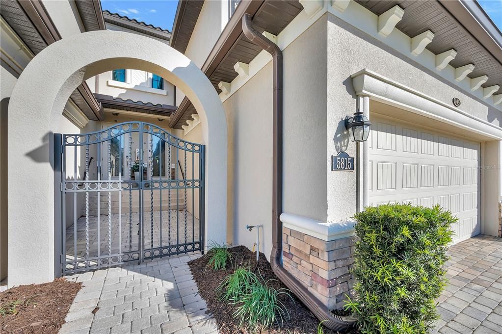 For Rent: $4,500 (3 beds, 2 baths, 2108 Square Feet)