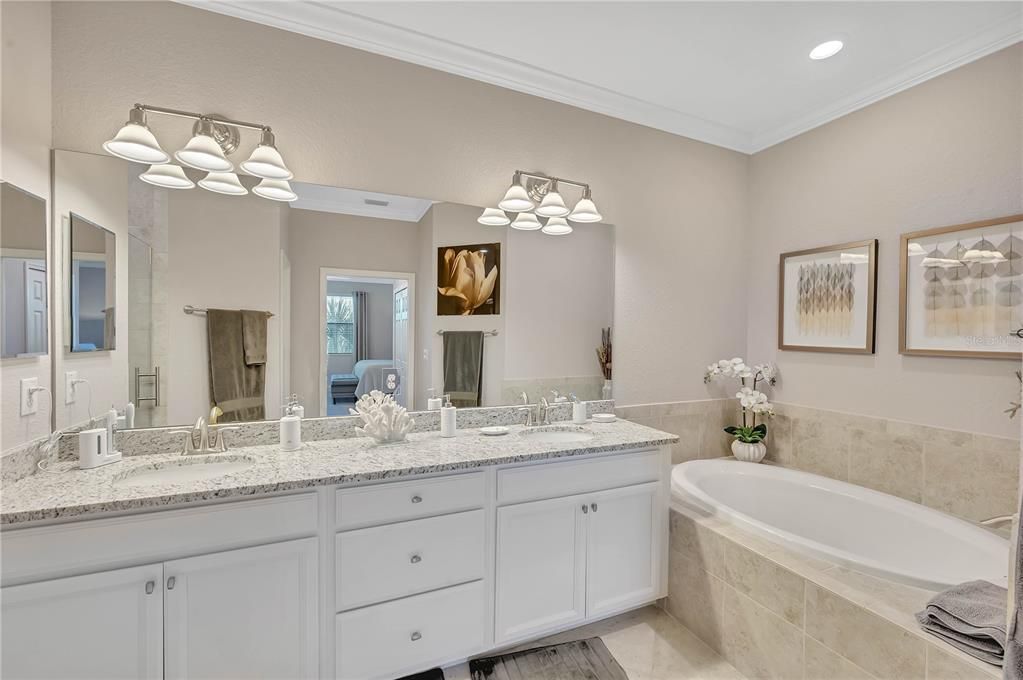 For Rent: $4,500 (3 beds, 2 baths, 2108 Square Feet)