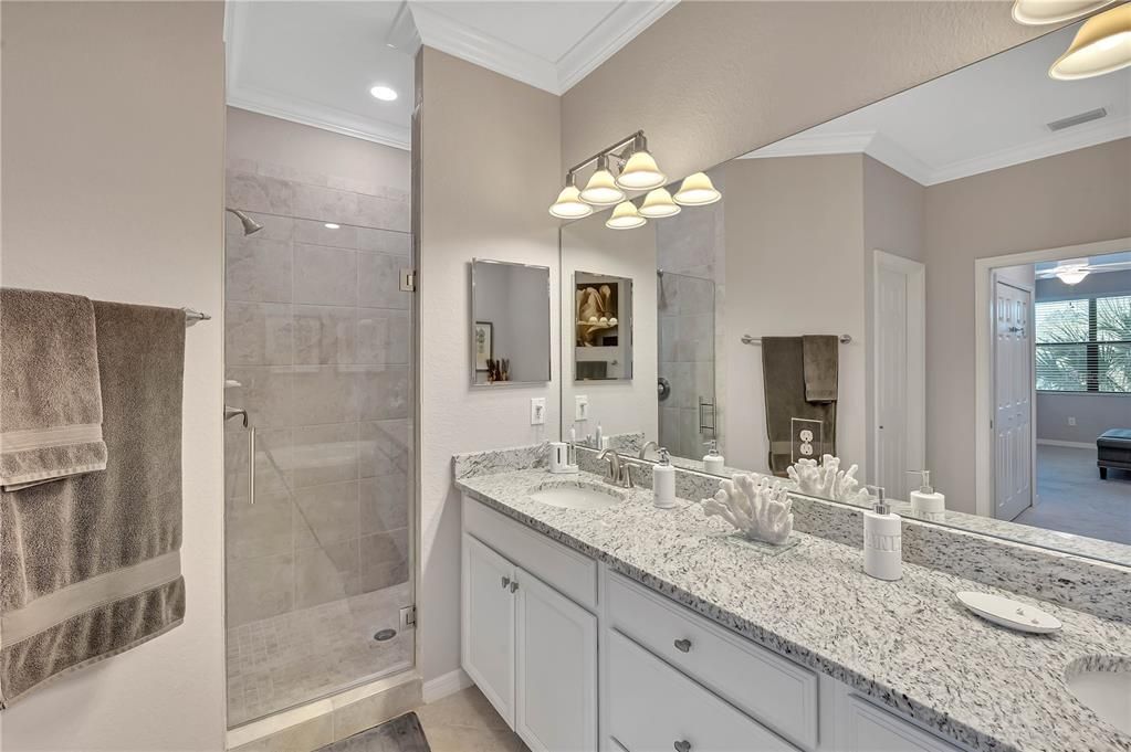 For Rent: $4,500 (3 beds, 2 baths, 2108 Square Feet)