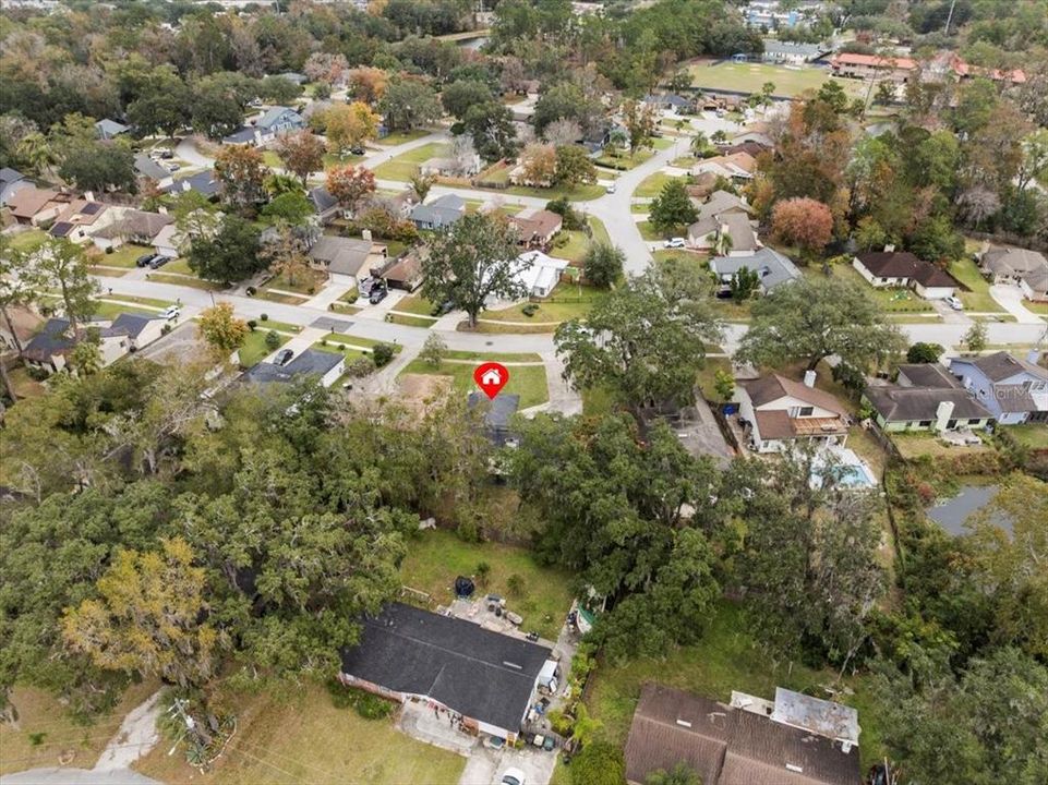 For Sale: $350,000 (3 beds, 2 baths, 1194 Square Feet)