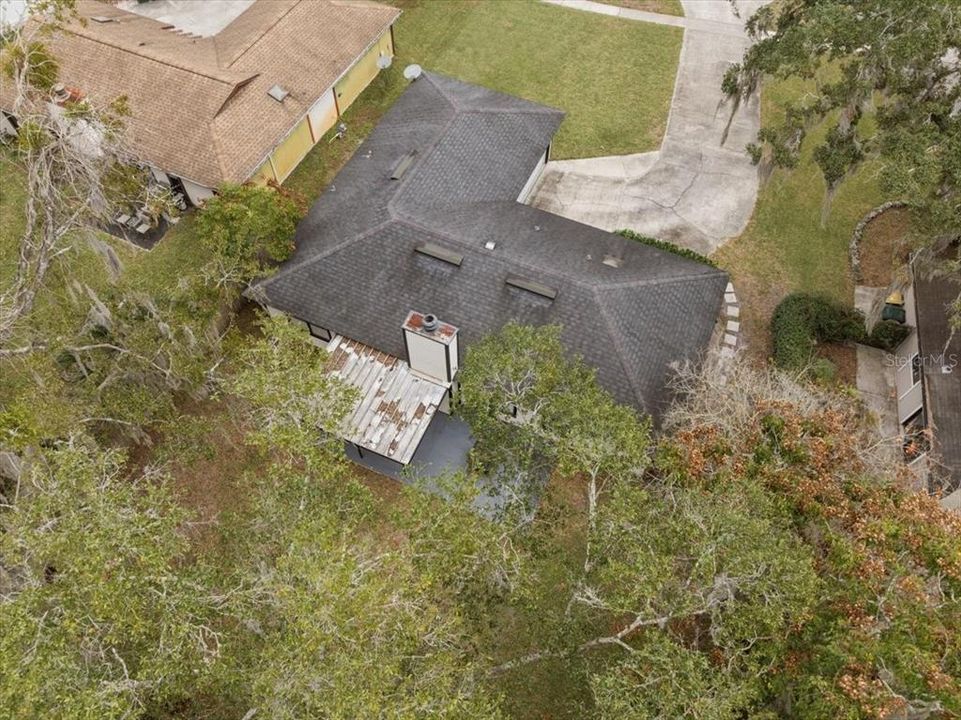 For Sale: $350,000 (3 beds, 2 baths, 1194 Square Feet)