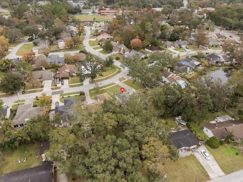 For Sale: $350,000 (3 beds, 2 baths, 1194 Square Feet)