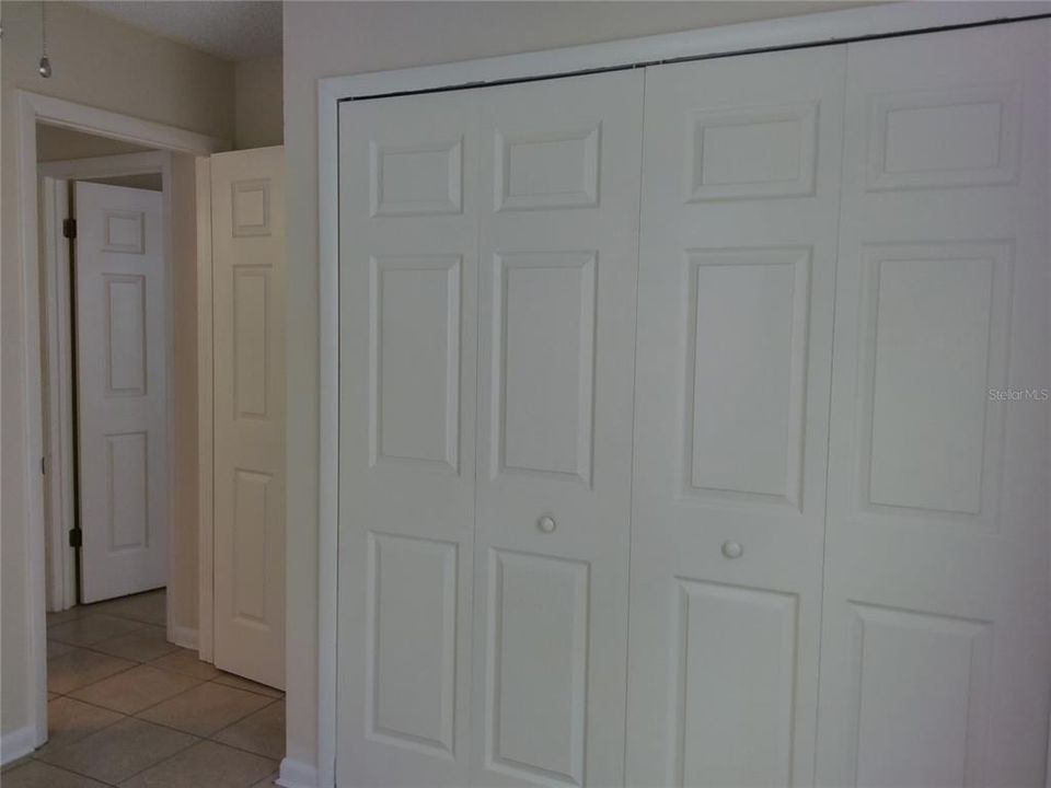 For Rent: $1,250 (3 beds, 1 baths, 770 Square Feet)