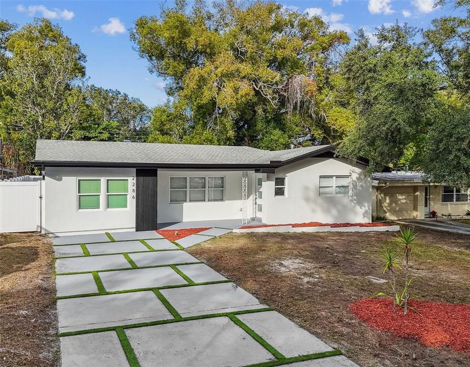 待售: $400,000 (4 贝兹, 2 浴室, 1733 平方英尺)