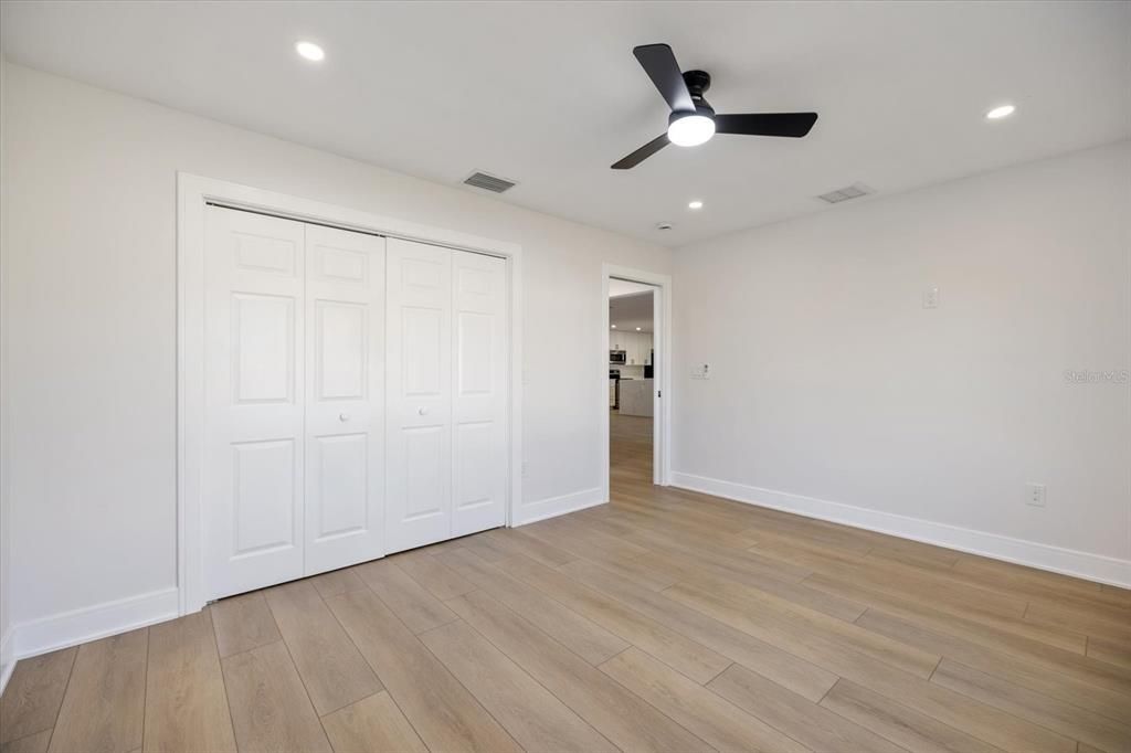 For Rent: $4,100 (4 beds, 3 baths, 2477 Square Feet)