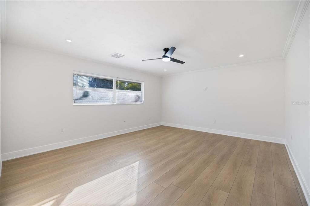 For Rent: $4,100 (4 beds, 3 baths, 2477 Square Feet)