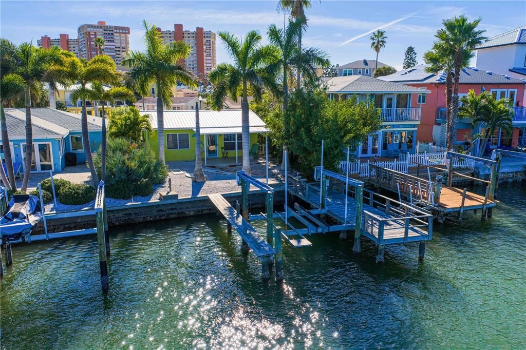 待售: $550,000 (2 贝兹, 1 浴室, 775 平方英尺)