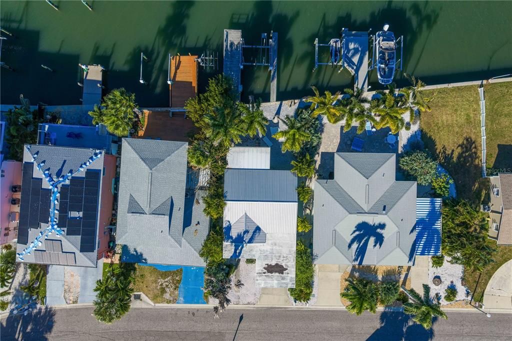 待售: $550,000 (2 贝兹, 1 浴室, 775 平方英尺)