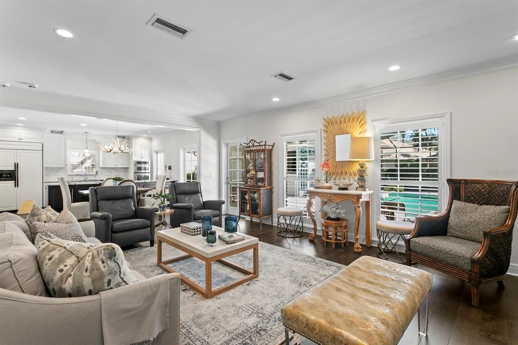 For Sale: $1,100,000 (4 beds, 3 baths, 2870 Square Feet)