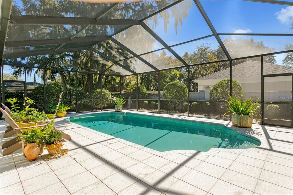 For Sale: $1,100,000 (4 beds, 3 baths, 2870 Square Feet)