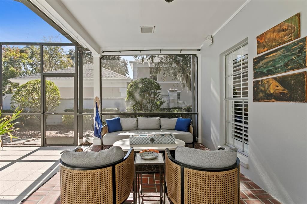 For Sale: $1,100,000 (4 beds, 3 baths, 2870 Square Feet)