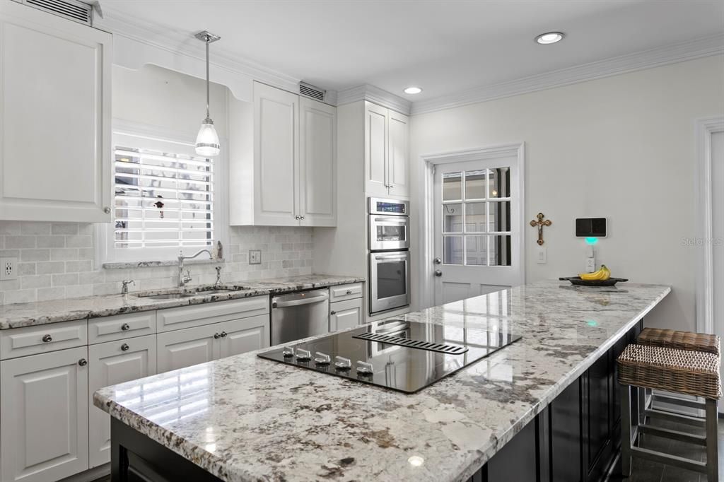 For Sale: $1,100,000 (4 beds, 3 baths, 2870 Square Feet)