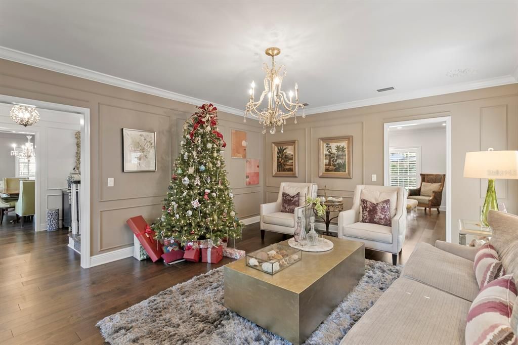 For Sale: $1,100,000 (4 beds, 3 baths, 2870 Square Feet)