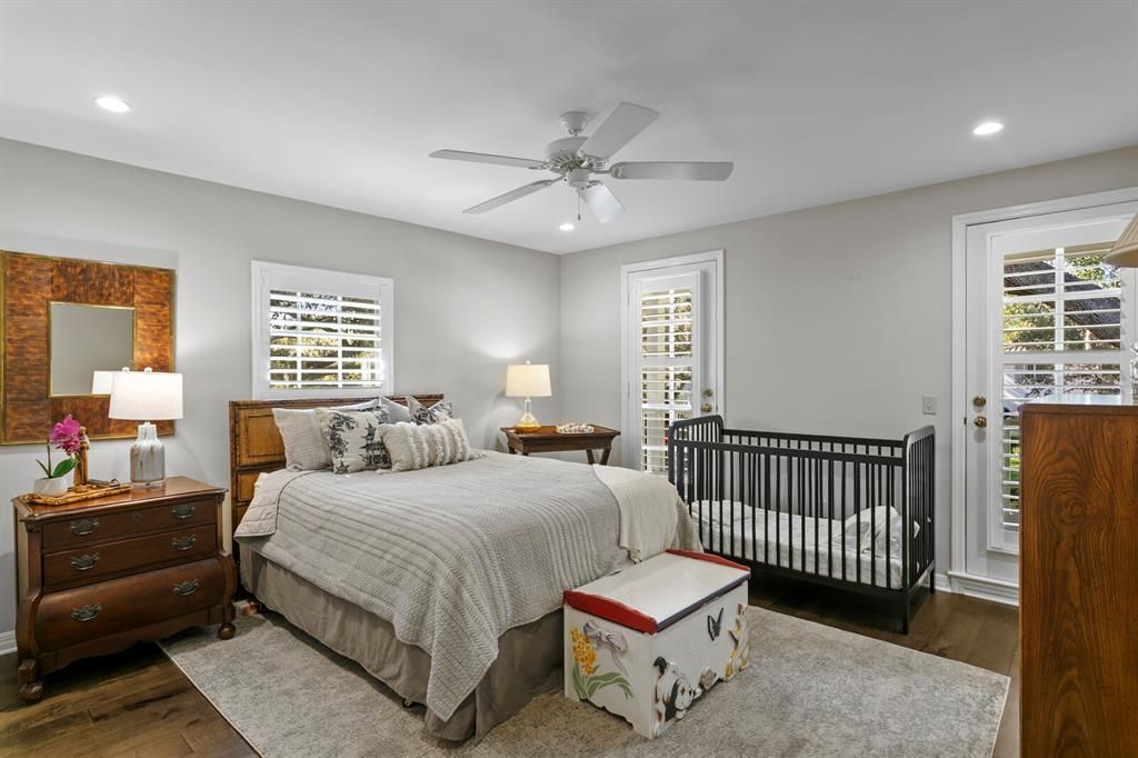 For Sale: $1,100,000 (4 beds, 3 baths, 2870 Square Feet)