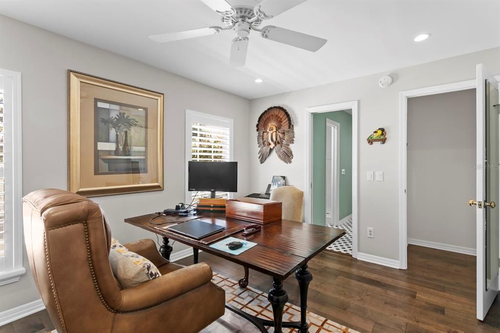 For Sale: $1,100,000 (4 beds, 3 baths, 2870 Square Feet)