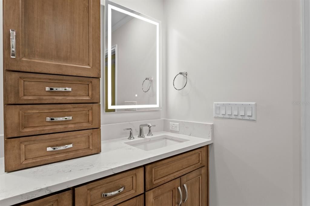 For Sale: $1,100,000 (4 beds, 3 baths, 2870 Square Feet)