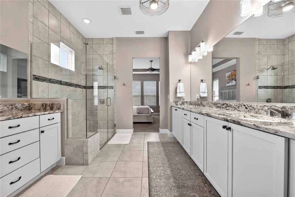 На продажу: $585,000 (2 спален, 2 ванн, 2563 Квадратных фут)